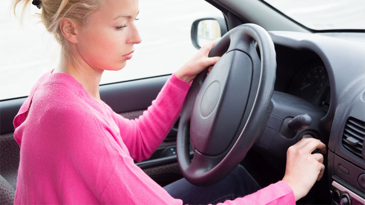 باتری ماشین همچنان می میرد